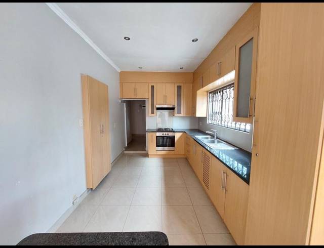 1 BEDROOM PROPERTY TO RENT IN LAUDIUM